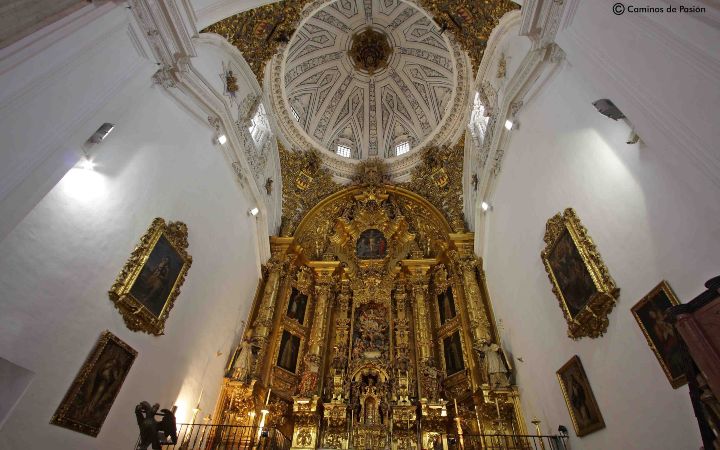 La Colegiata-Interior (1)