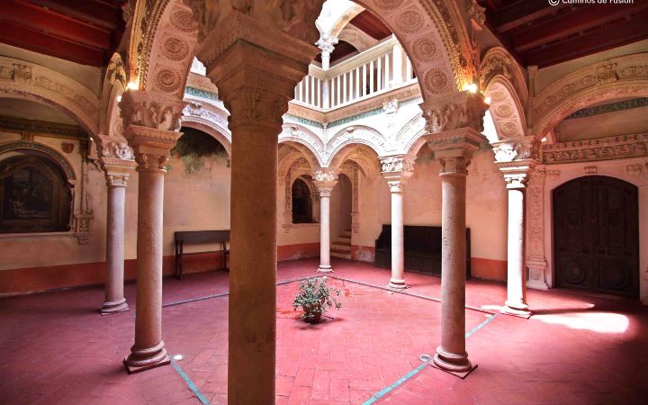 La Colegiata-Pateón (10)