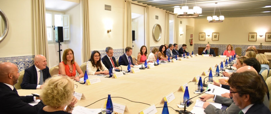 La alcaldesa asiste a los Premios Reina Letizia 2018