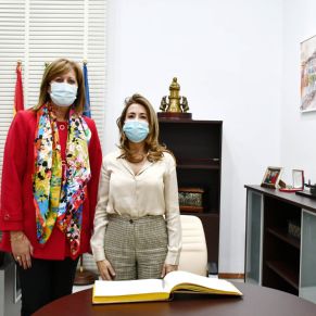 FIRMA LIBRO2 ministra