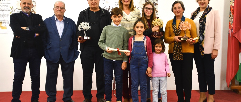 FOTO GRUPO PREMIADOS AUTORIDADES