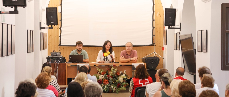 LA PRIMERA TENIENTE DE ALCALDESA PRESENTA EL AMPLIO PROGRAMA DE ACTIVIDADES ORGANIZADO CON MOTIVO DEL DÍA INTERNACIONAL DE LAS PERSONAS MAYORES