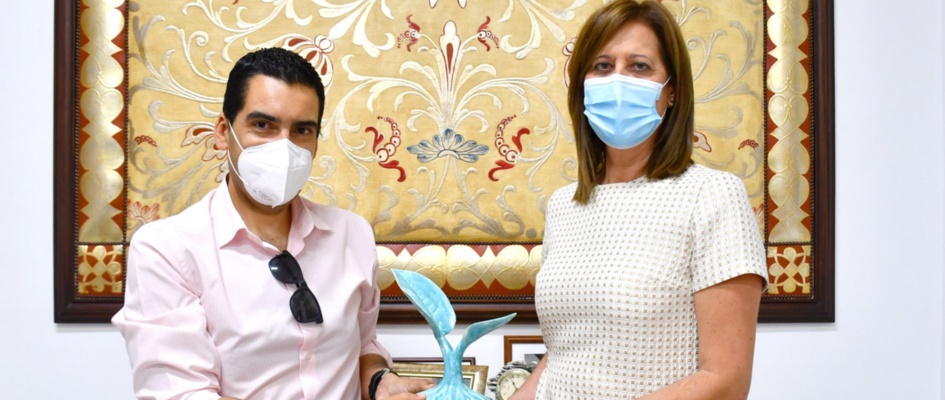 RECIBIMIENTOALBERTOPREMIOVILLASANTE