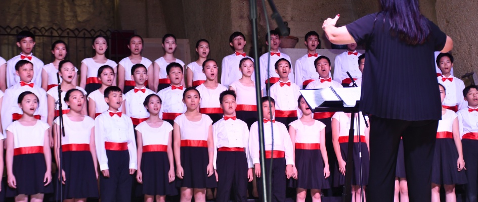 Actuacion Yips Children Choir en Osuna